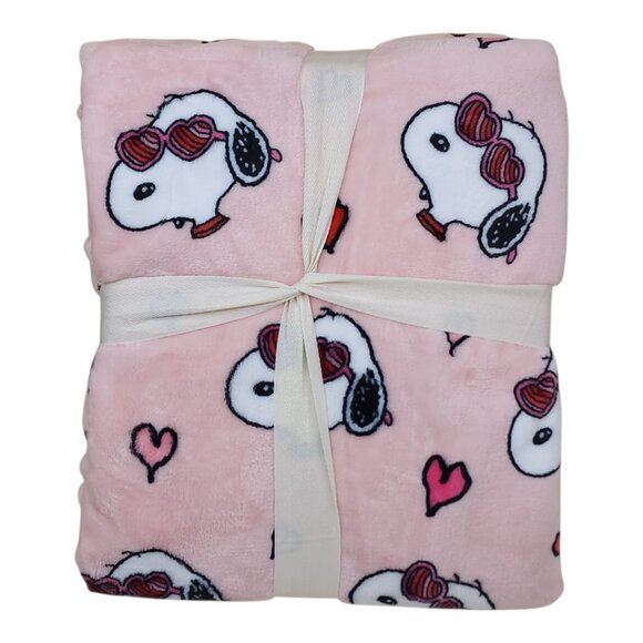 Peanuts Snoopy VelvetLoft Plush Blanket Full/Queen 90"x90" By Berkshire Hearts - Picture 2 of 9